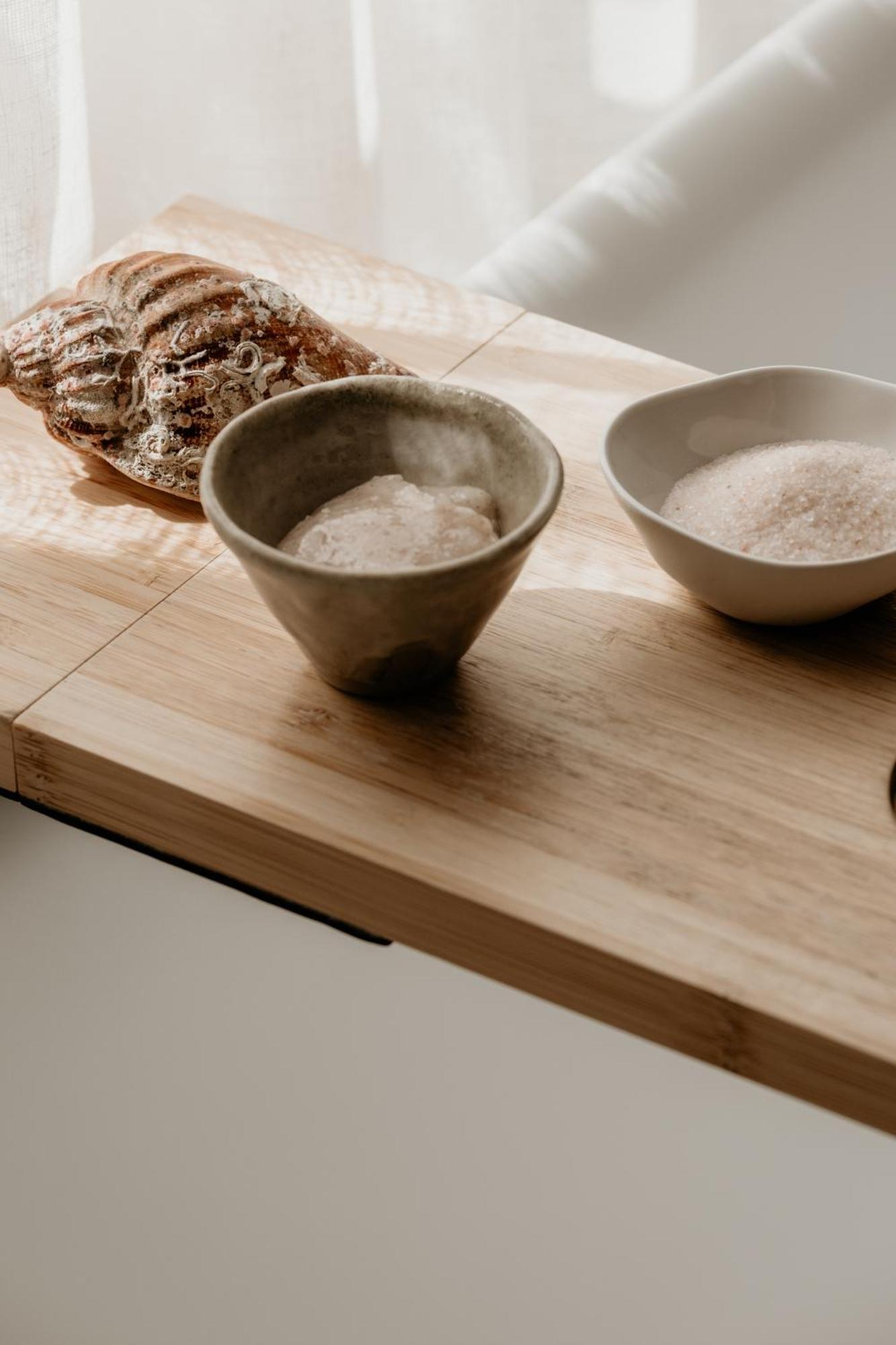 The Oak & Anchor Hotel Порт-Фейри Экстерьер фото Bath salts